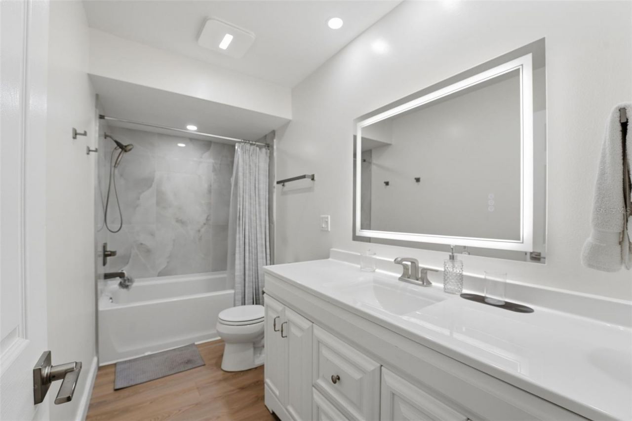 2600 Cambridge Drive, Sarasota, FL 34232 Photo