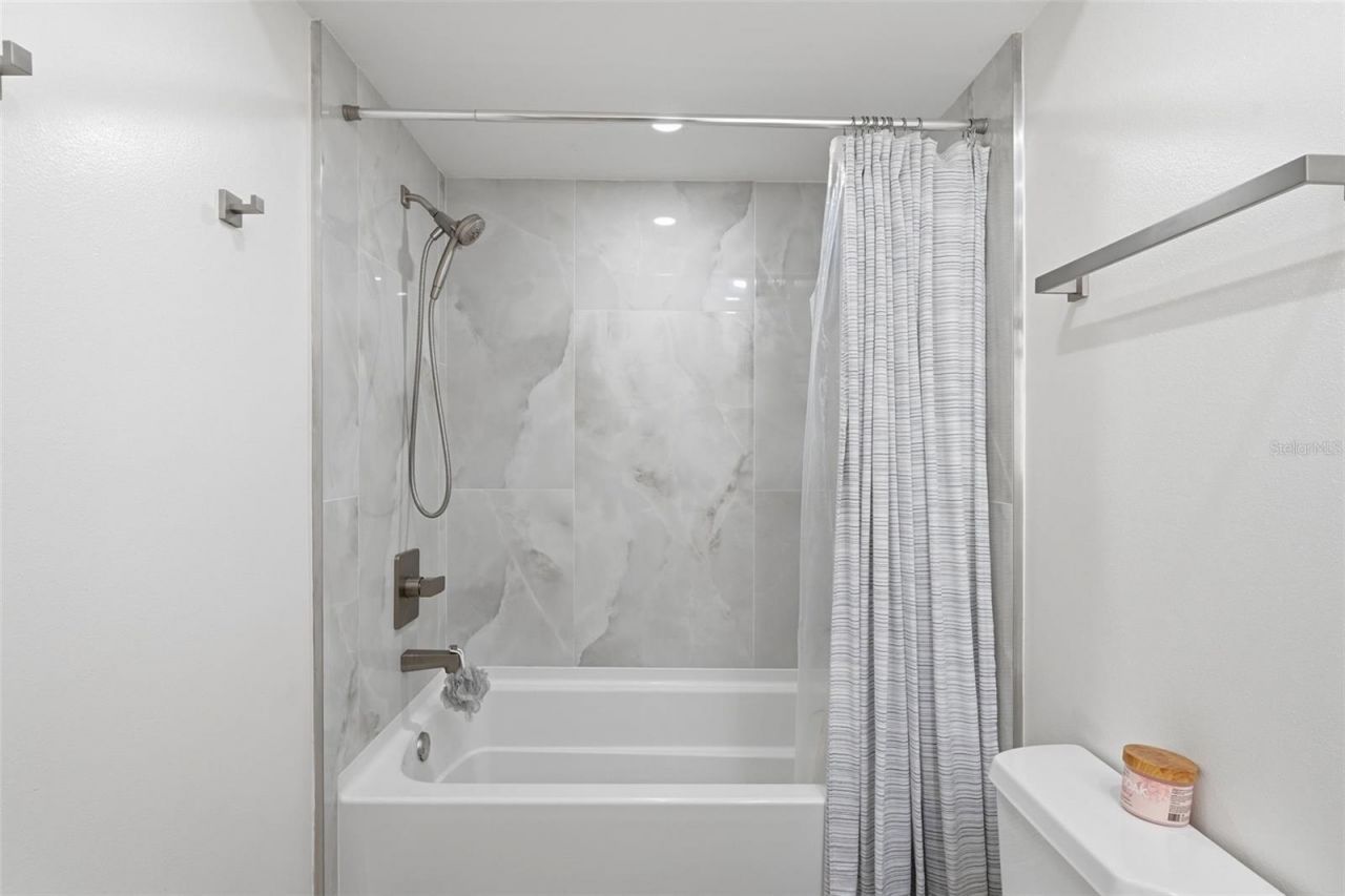 2600 Cambridge Drive, Sarasota, FL 34232 Photo