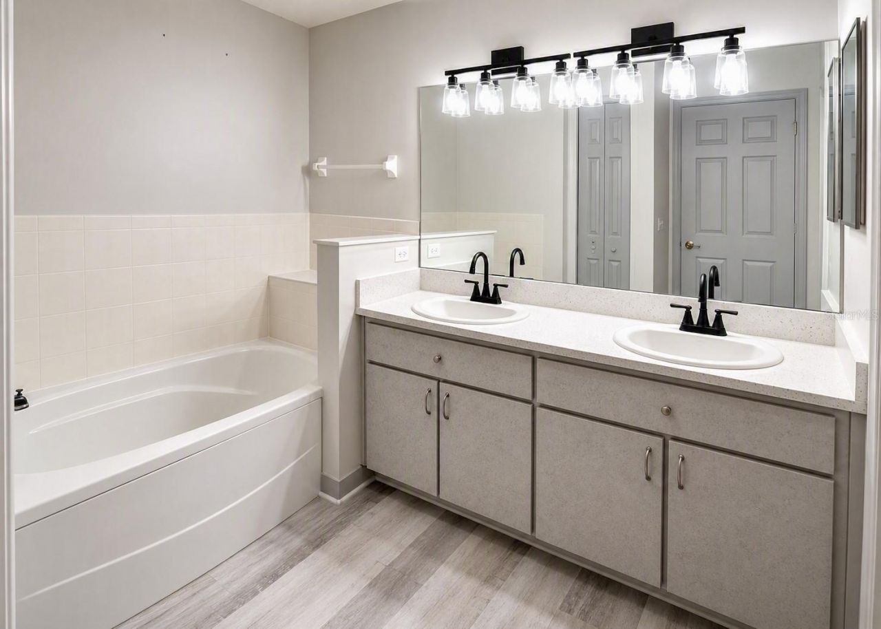 6008 SW 103rd Loop, Ocala, FL 34476 Photo