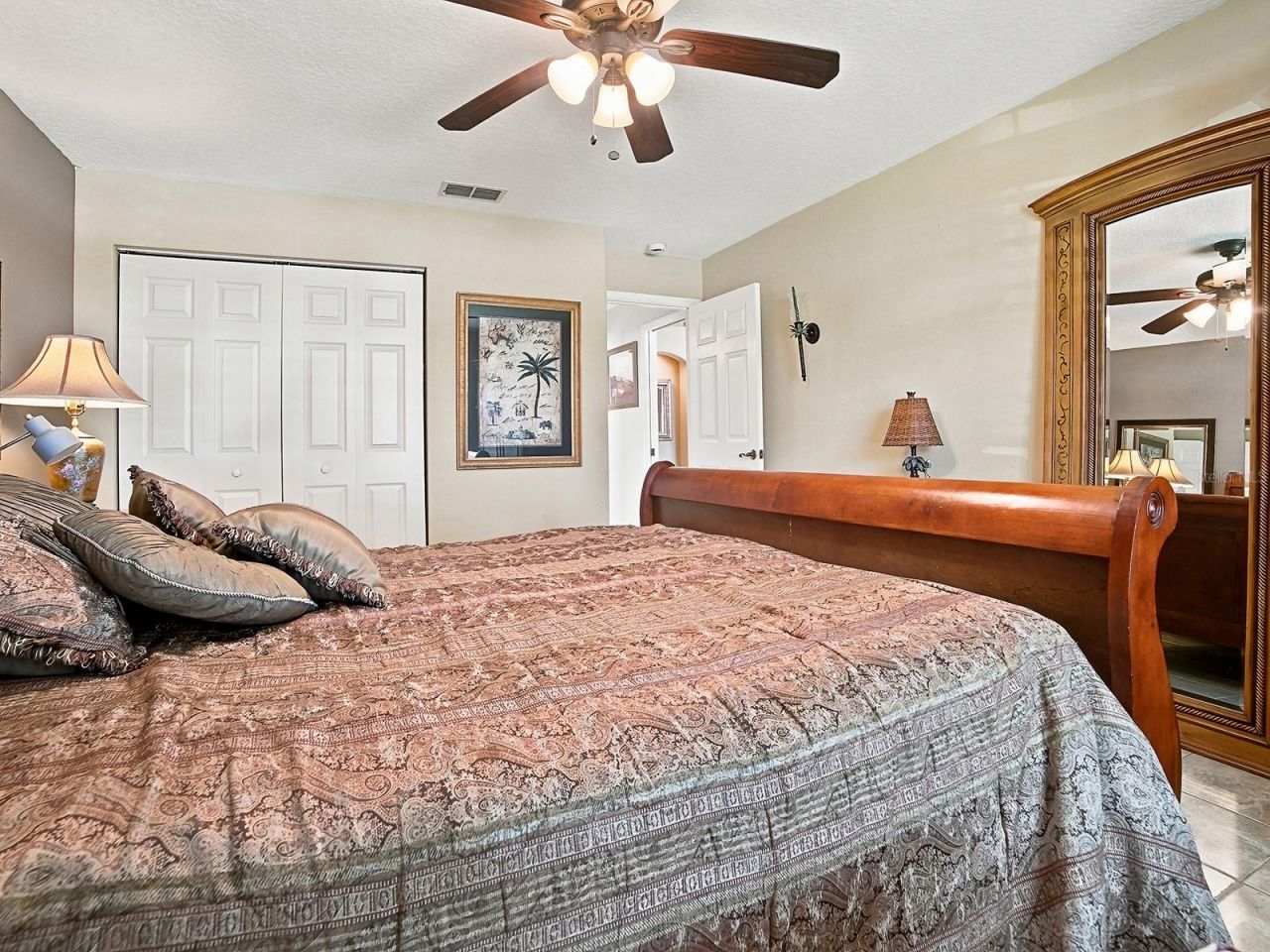 830 Old Oaks Lane , Leesburg, FL 34748 Photo