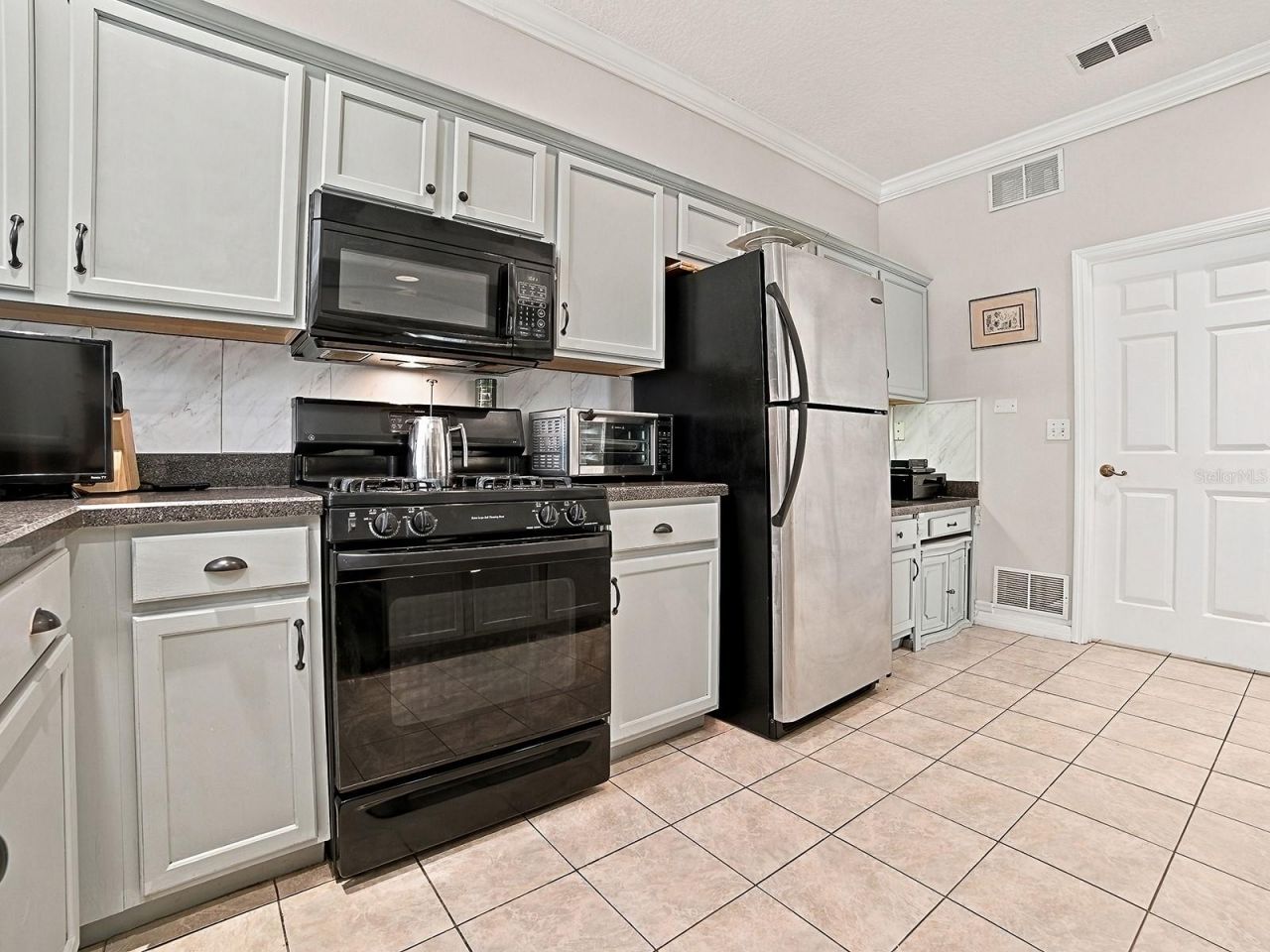830 Old Oaks Lane , Leesburg, FL 34748 Photo
