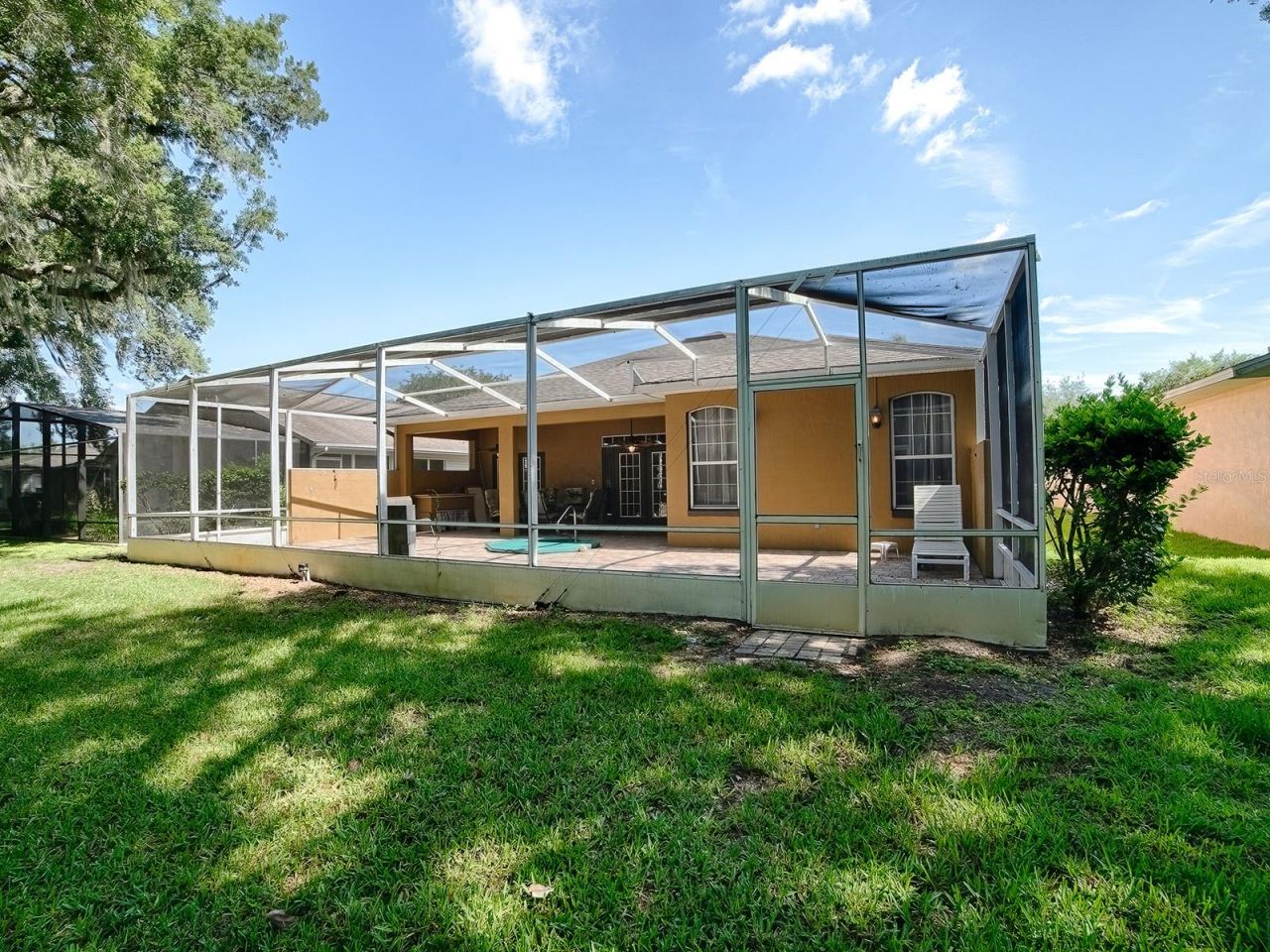 830 Old Oaks Lane , Leesburg, FL 34748 Photo