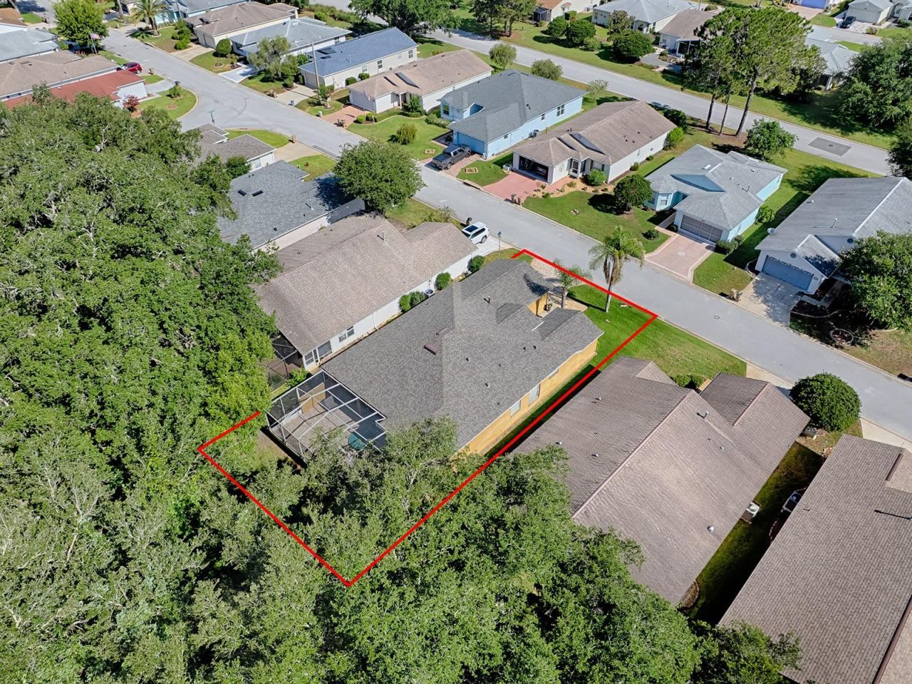 830 Old Oaks Lane , Leesburg, FL 34748 Photo