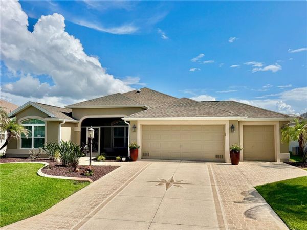 632 CORONACA COURT , THE VILLAGES, FL 32163
