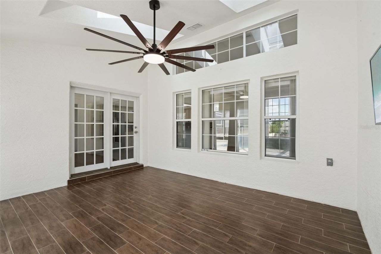 5549 Loma Vista Loop , Loughman, FL 33858 Photo