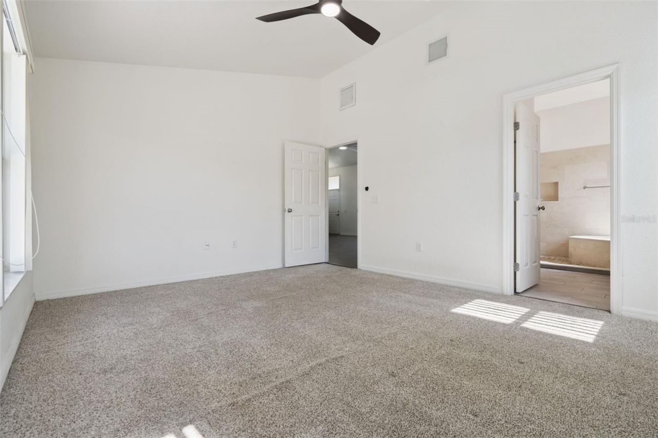 5549 Loma Vista Loop , Loughman, FL 33858 Photo