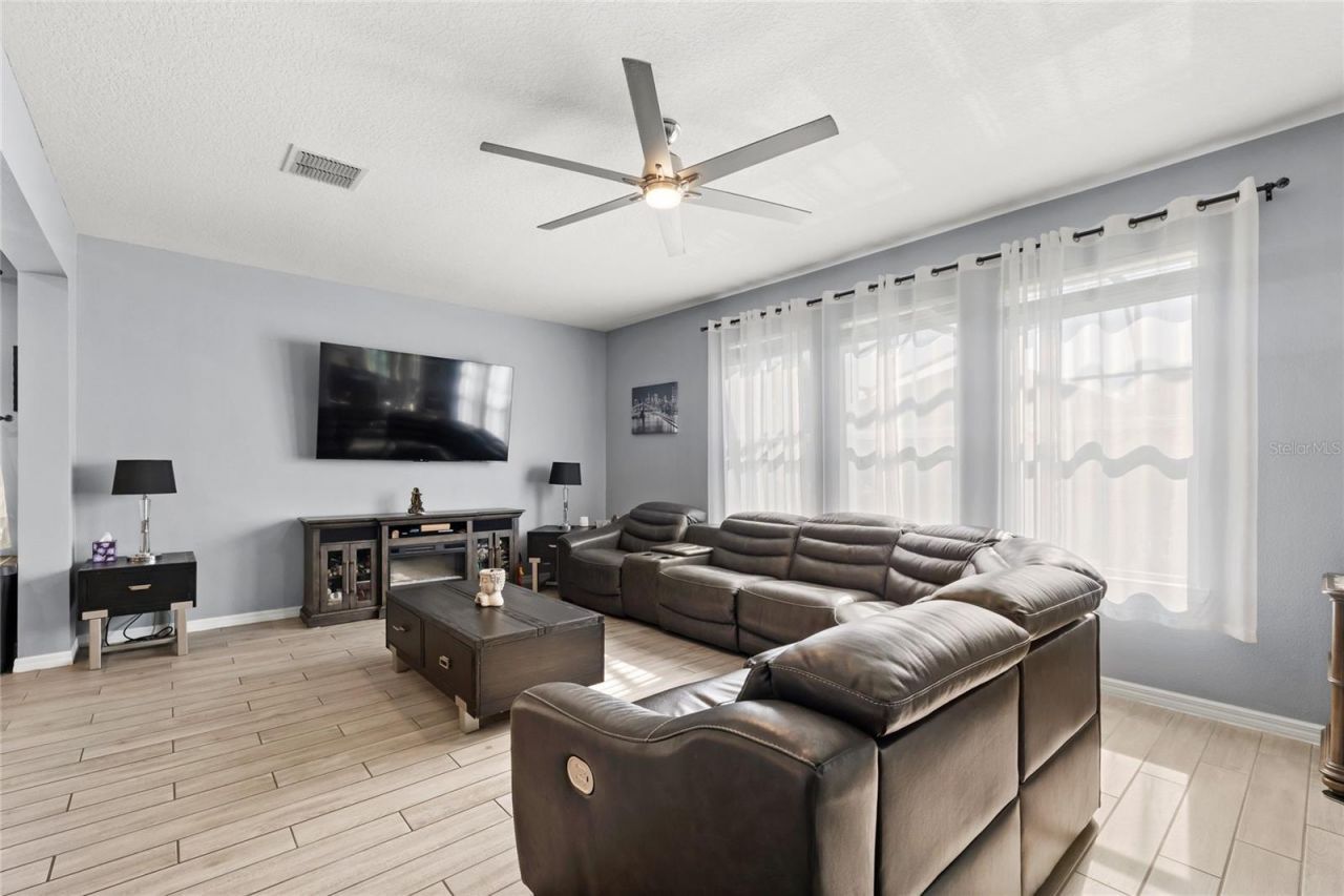 12015 Stone Bark Trail, Orlando, FL 32824 Photo