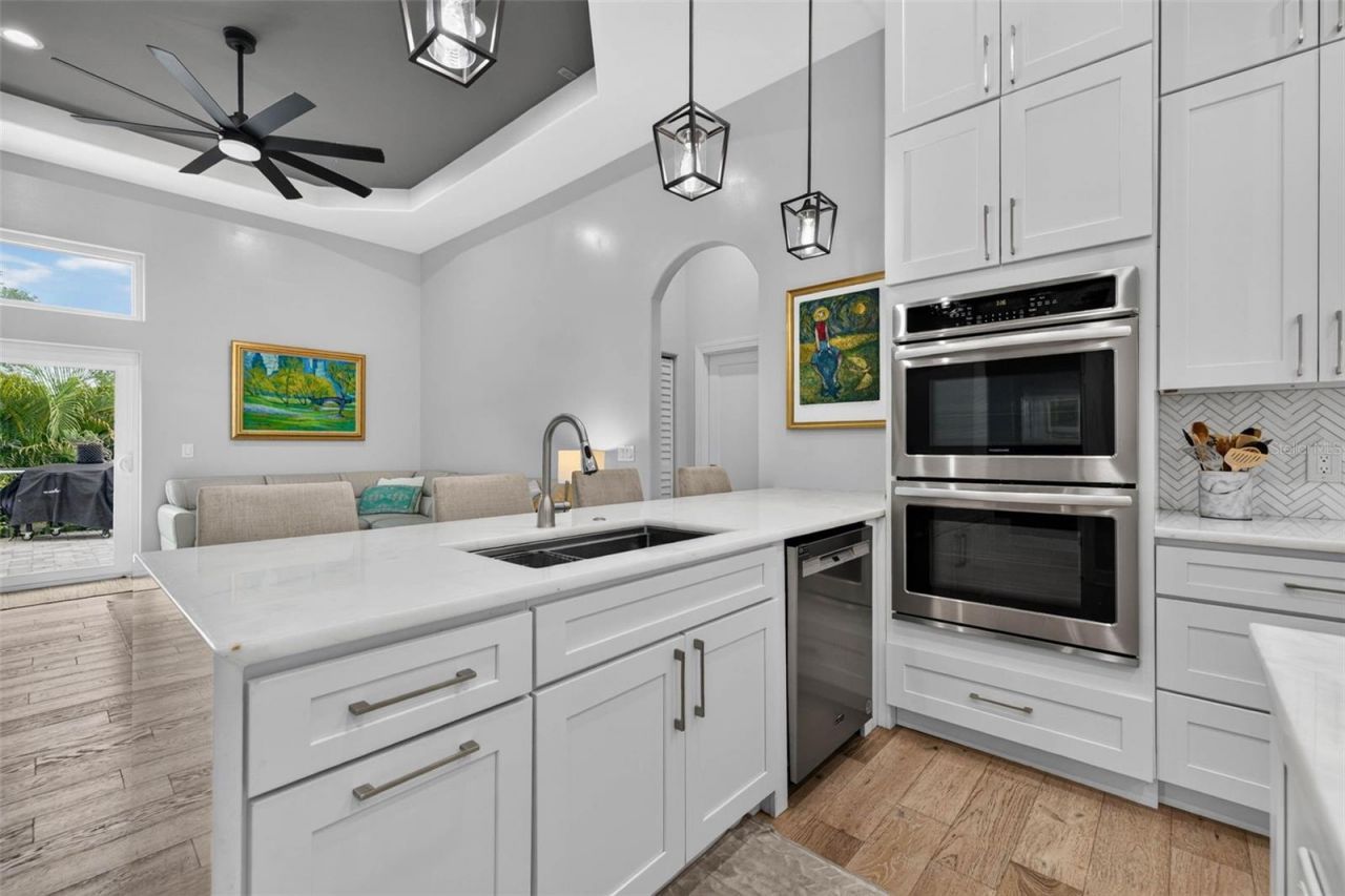 815 59th Avenue Ne, Saint Petersburg, FL 33703 Photo