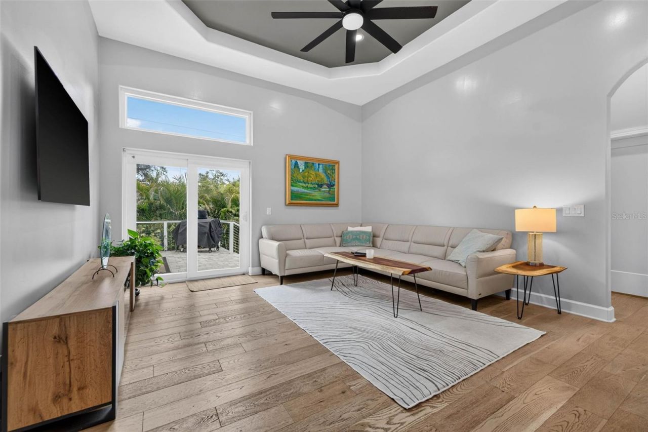 815 59th Avenue Ne, Saint Petersburg, FL 33703 Photo