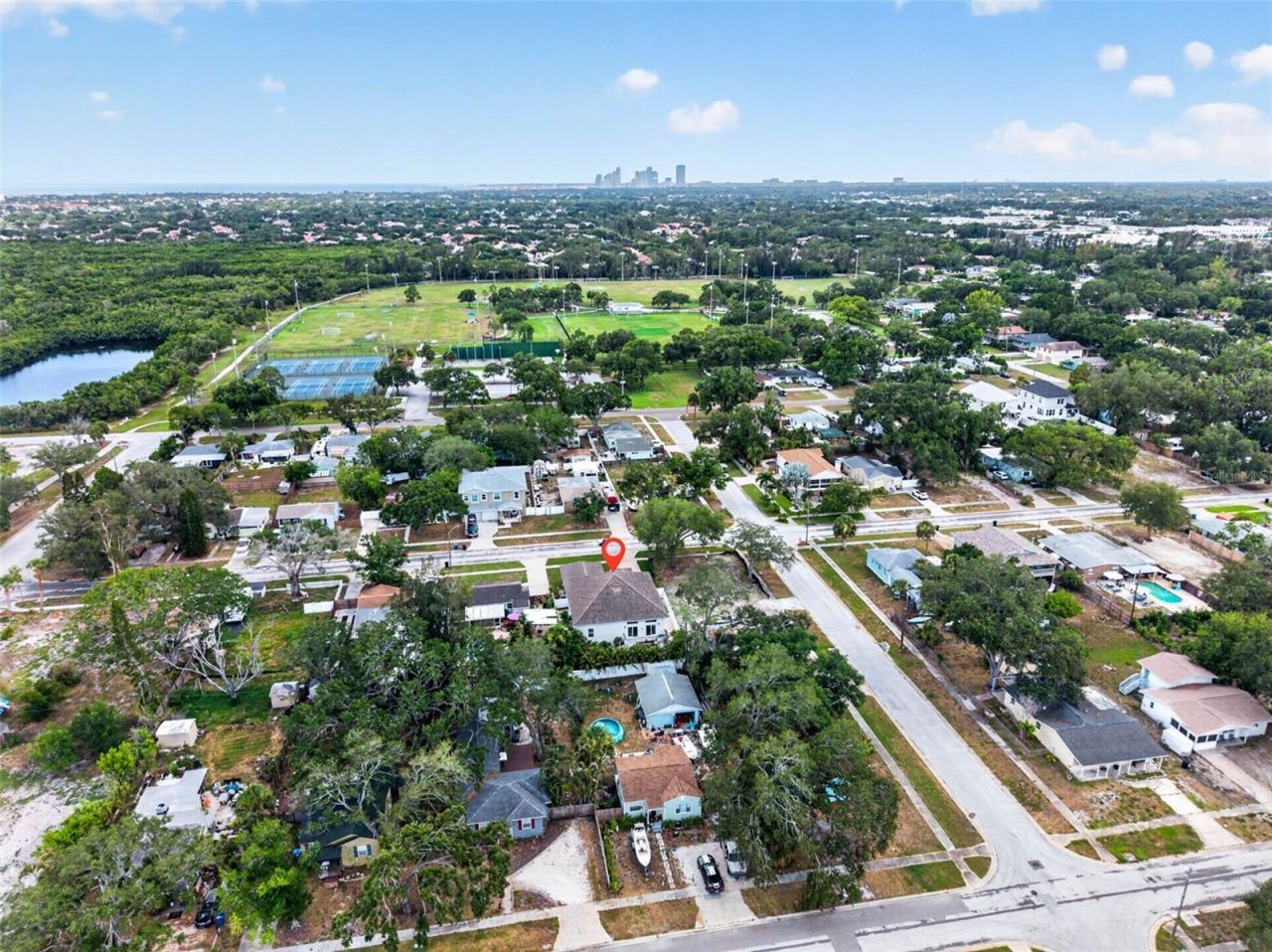 815 59th Avenue Ne, Saint Petersburg, FL 33703 Photo