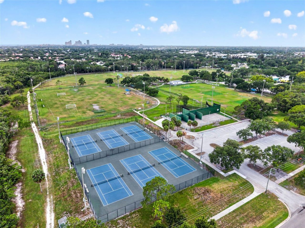 815 59th Avenue Ne, Saint Petersburg, FL 33703 Photo