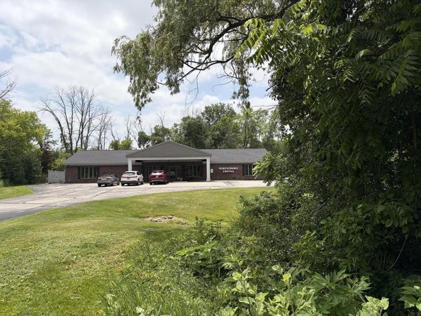 2505 W Mequon ROAD, Mequon, WI 53092