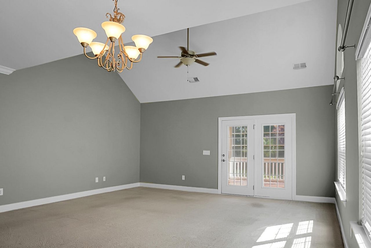 9136 Southern Grove Court Photo 11