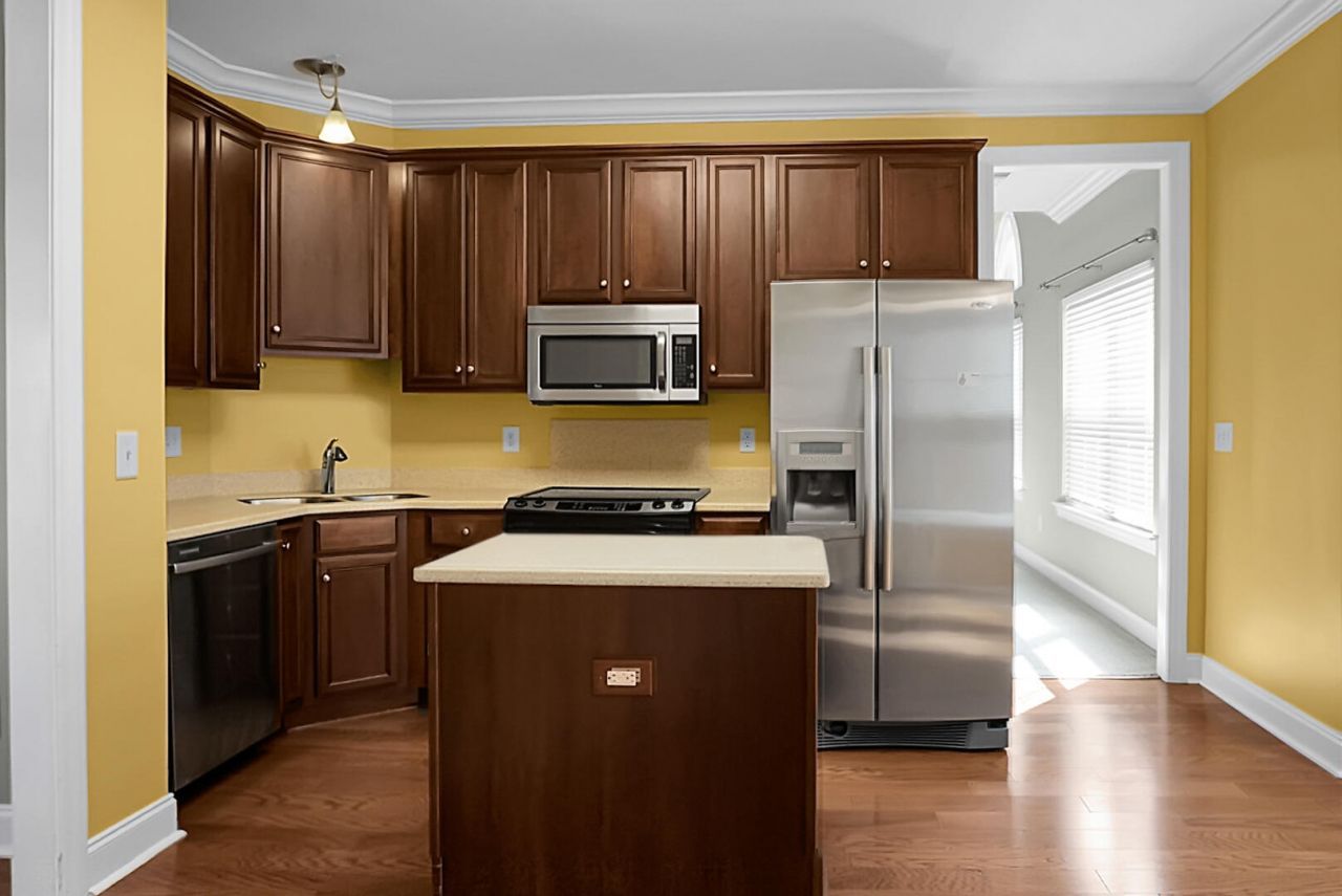 9136 Southern Grove Court Photo 28