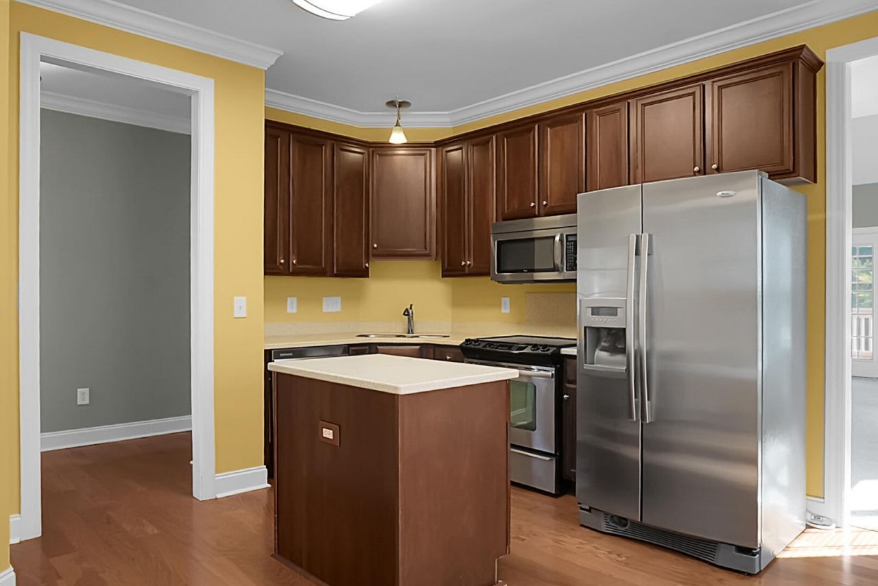 9136 Southern Grove Court Photo 29