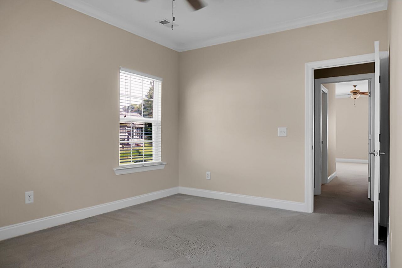 9136 Southern Grove Court Photo 32