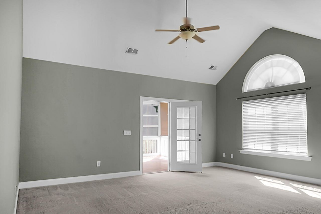 9136 Southern Grove Court Photo 36