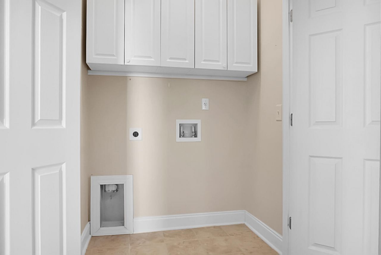 9136 Southern Grove Court Photo 39