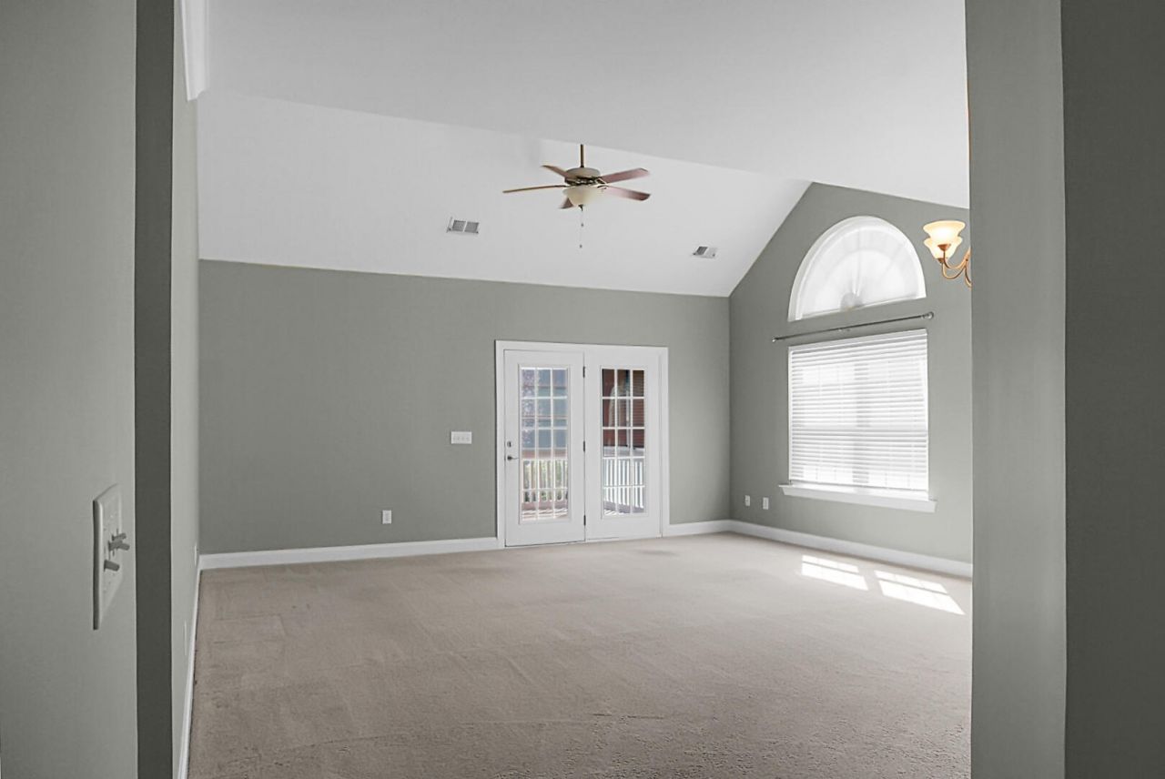 9136 Southern Grove Court Photo 8