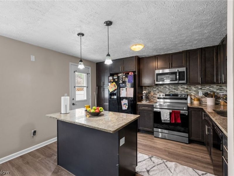 7390 Willow Run Drive, Mentor, OH 44060 Photo 7