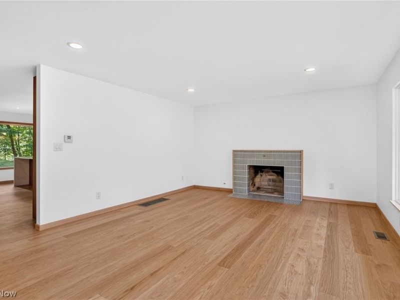 3866 Woodthrush Road, Akron, OH 44333 Photo 4