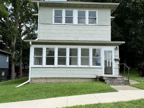 816 Rocksylvania Avenue, Iowa Falls, IA 50126