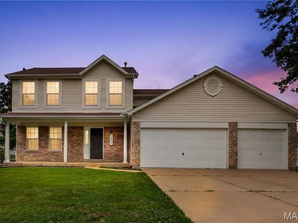 1455 Chambers Drive, O'Fallon, MO 63366