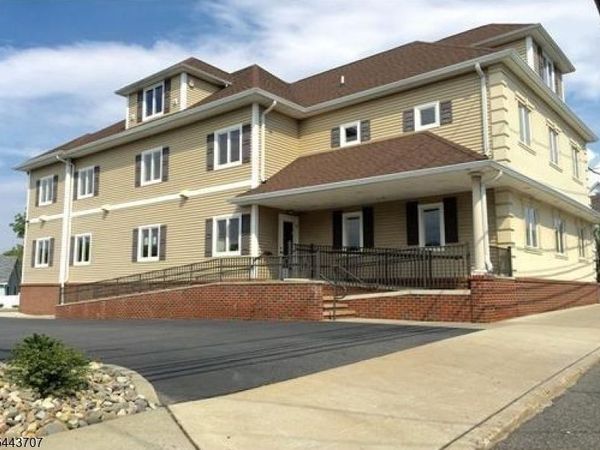 190 Pulaski Ave D, Sayreville, NJ 08872