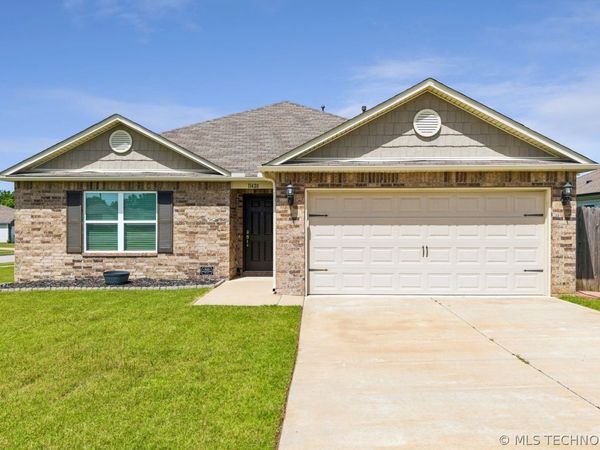 11428 S 239th East Avenue, Broken Arrow, OK 74014