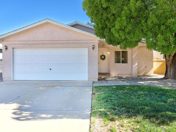 505 Cimarron Meadows Drive NE, Rio Rancho, NM 87144