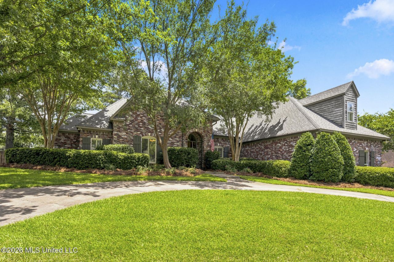 104 Ashton Park Boulevard, Madison, MS 39110 Main Photo