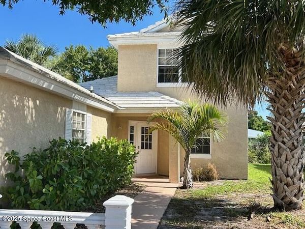 834 Wateroak Drive NE , Palm Bay, FL 32905