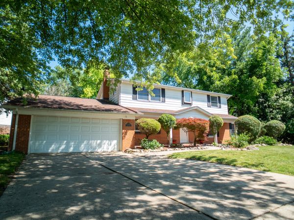 4389 Westover Drive, West Bloomfield, MI 48323