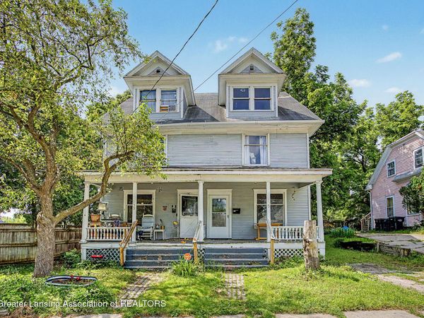 133/135 Woodlawn Avenue, Lansing, MI 48910