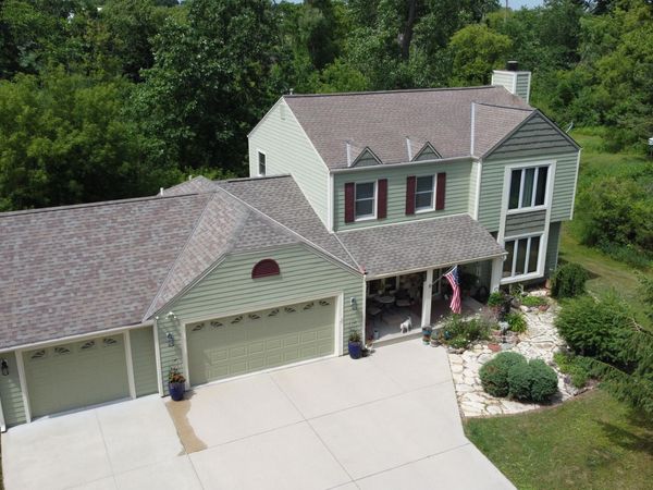 5836 Oakdale Ct, Cedarburg, WI 53024