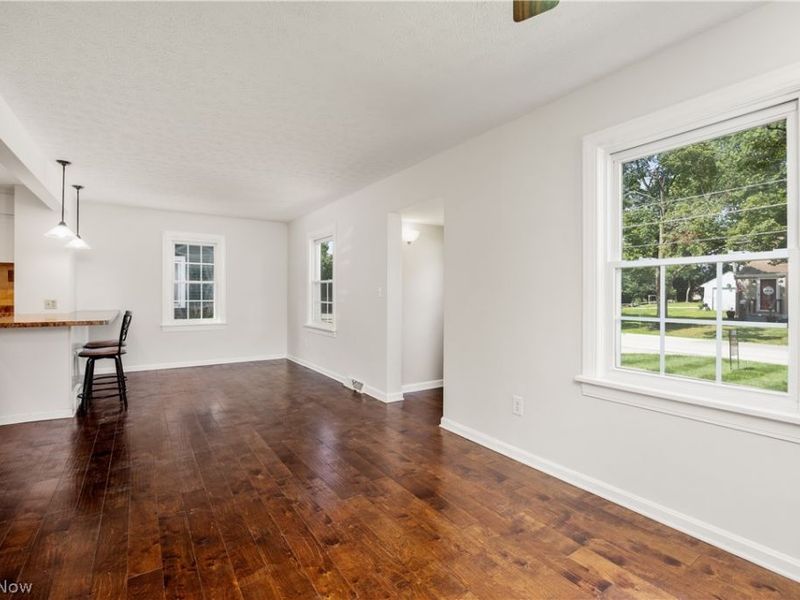 221 Ohio Avenue, Wadsworth, OH 44281 Photo 6