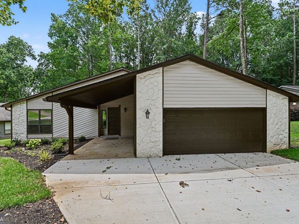 1215 Wade Green Circle NW, Acworth, GA 30102