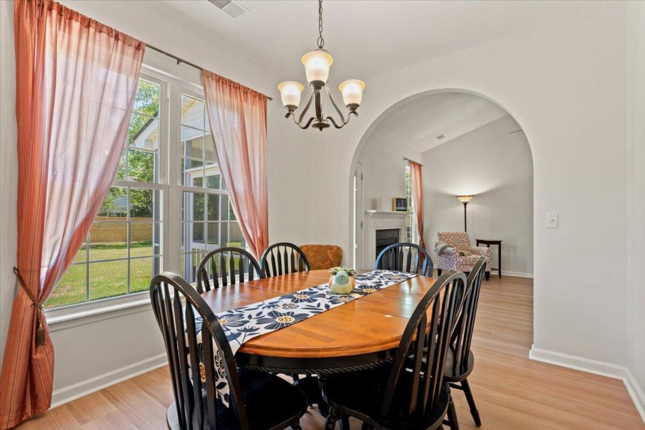 3286 Heathland Way Photo 14