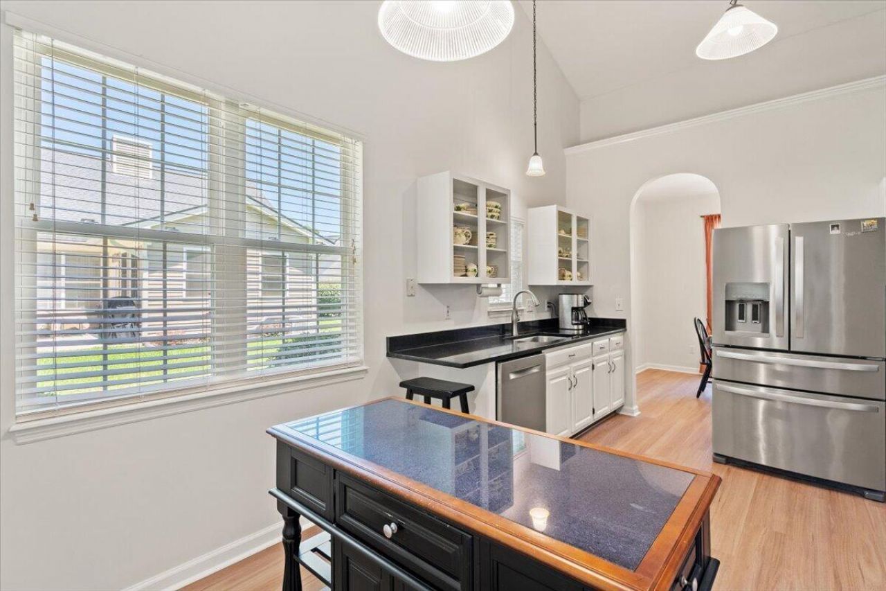 3286 Heathland Way Photo 17