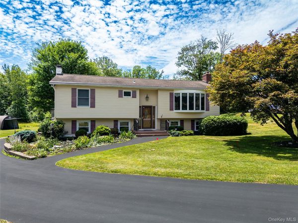 17 Dorett Drive , Wappingers Falls, NY 12590