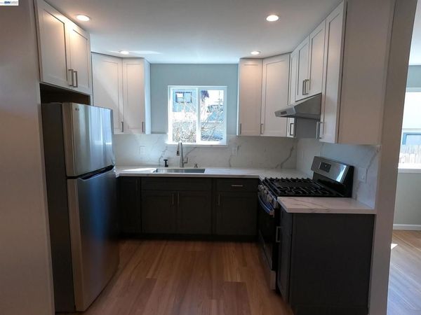 720 Foothill Blvd, Oakland, CA 94606