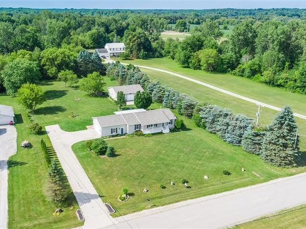 9600 Hamill Road, Otisville Vlg, MI 48463