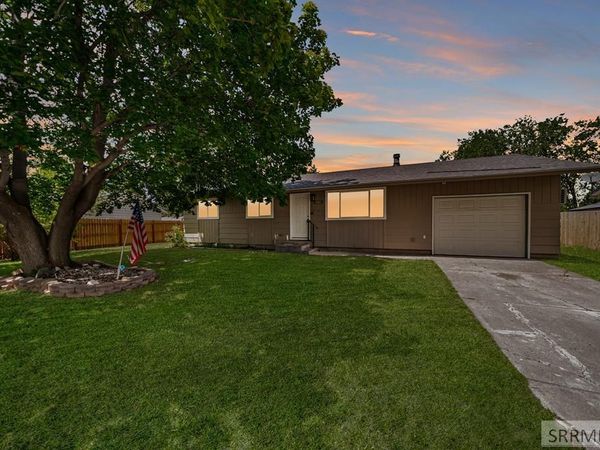 365 Bob O Link Drive, IDAHO FALLS, ID 83401