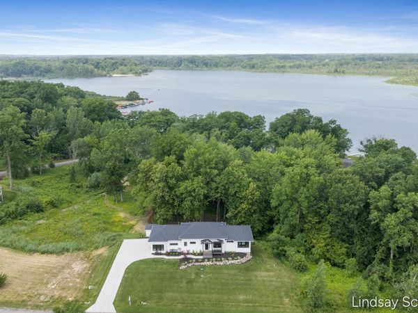 9465 Wabasis Pointe Drive NE, Greenville, MI 48838