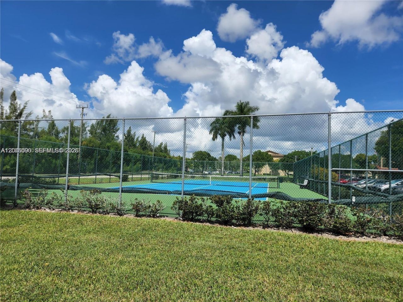 100 SW 132nd Way, Unit 101K, Pembroke Pines, FL 33027 Photo