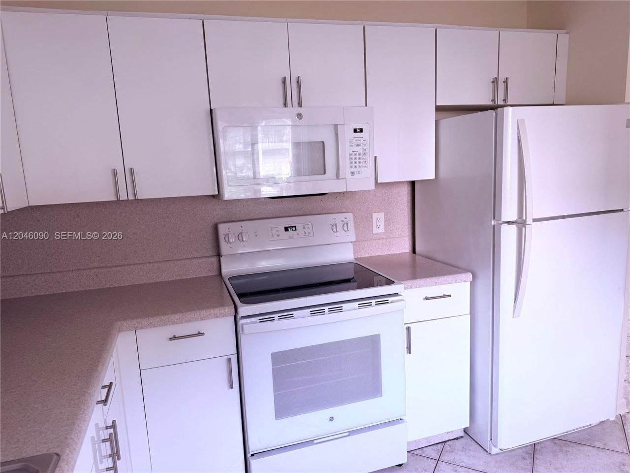 100 SW 132nd Way, Unit 101K, Pembroke Pines, FL 33027 Photo
