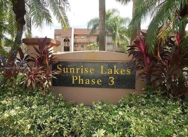 9101 Sunrise Lakes Blvd , Unit 202, Sunrise, FL 33322 Photo
