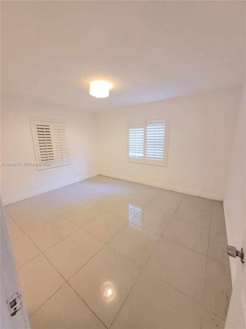 1132 Moffett St , Hallandale Beach, FL 33009 Photo