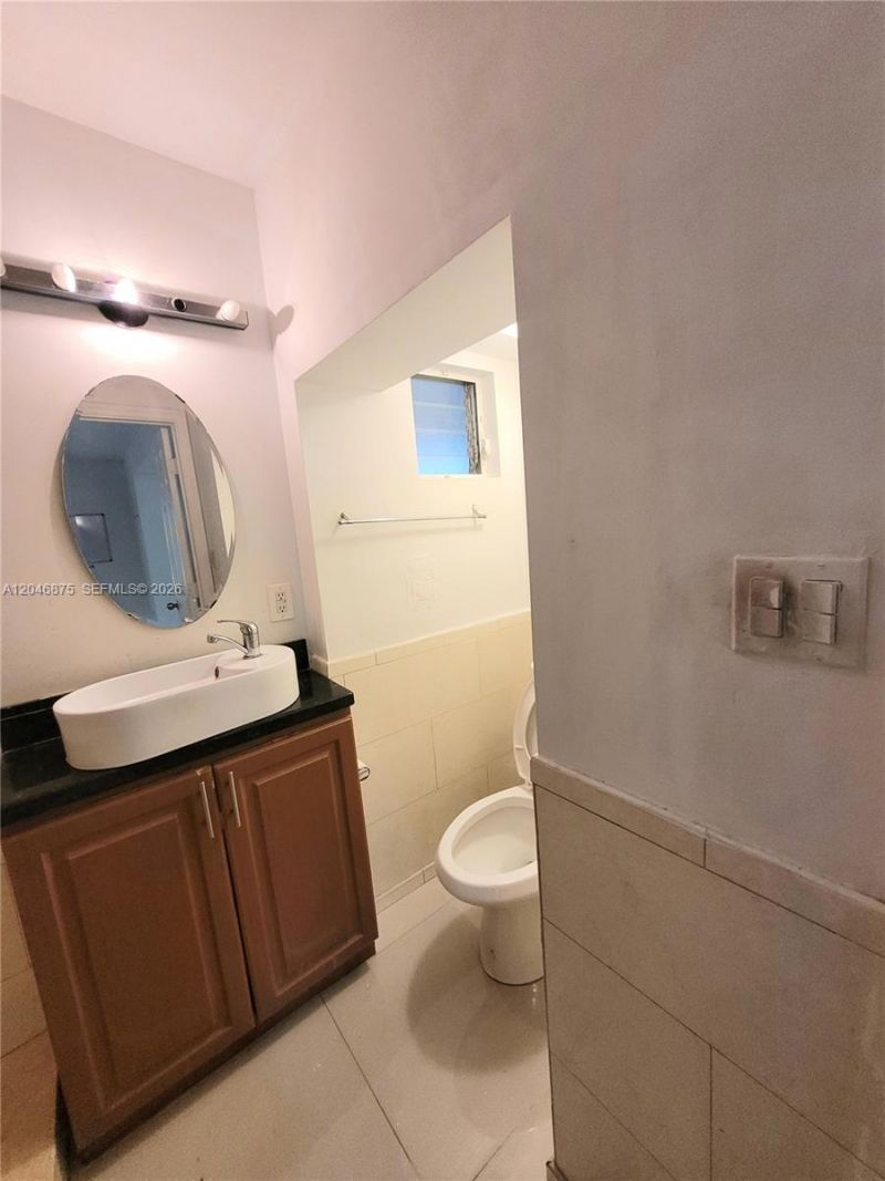 1132 Moffett St , Hallandale Beach, FL 33009 Photo
