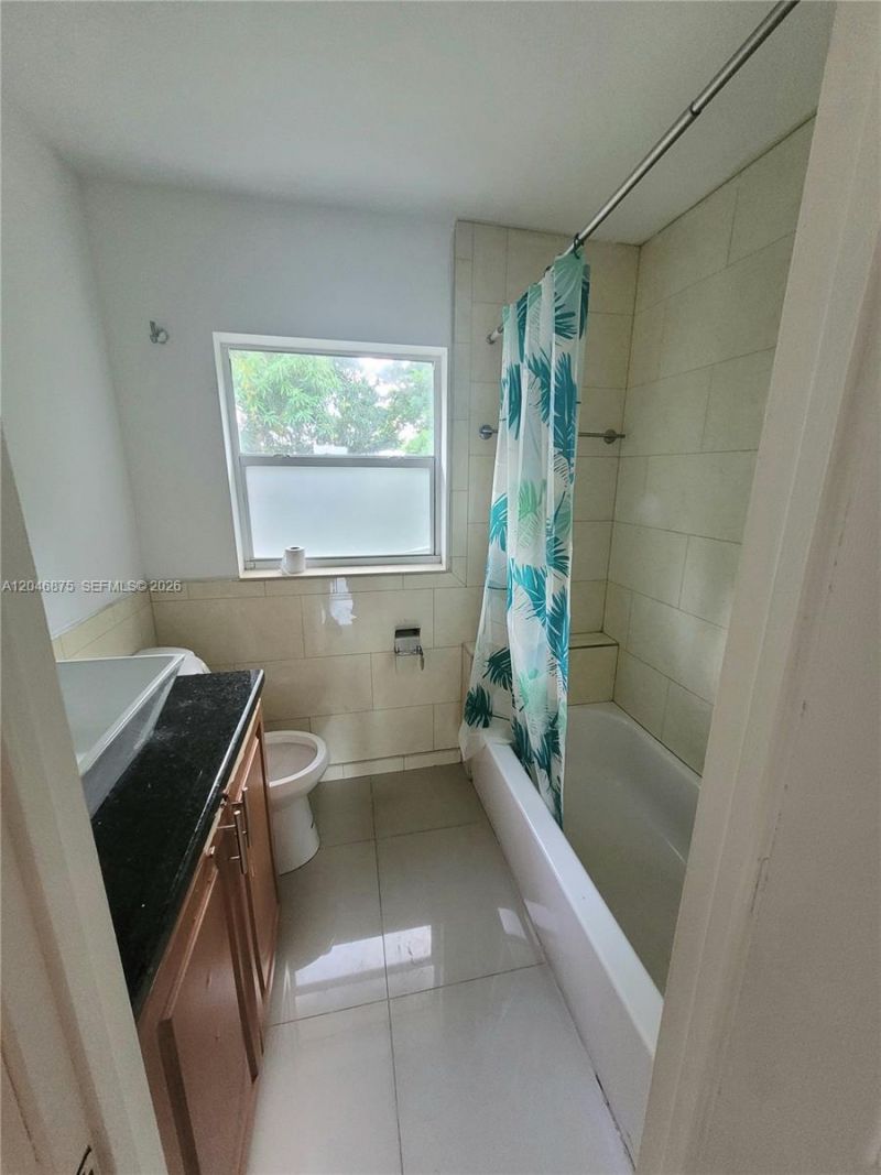 1132 Moffett St , Hallandale Beach, FL 33009 Photo